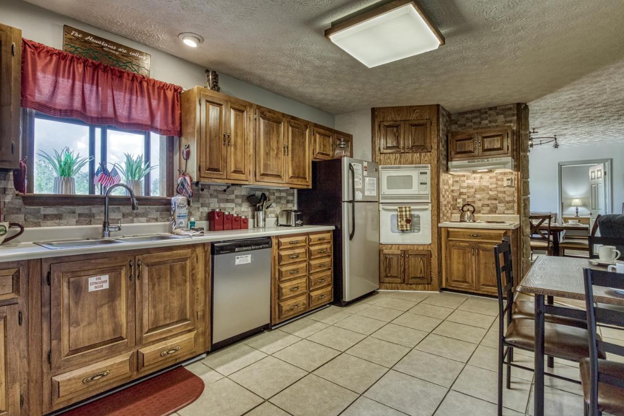 Apple Valley Hideaway, 1089 Of Free Attraction Tickets For Each Paid Day, Dollywood And More! Pigeon Forge Buitenkant foto